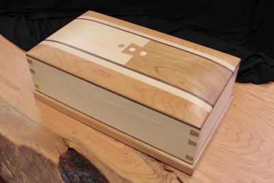 Coffret à queues d'aronde