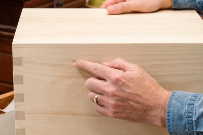 Réparer une marque sur le bois