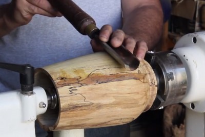 Outils de base du tourneur