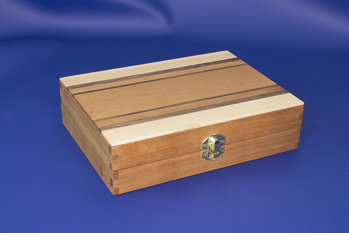 Grand coffret à mouches
