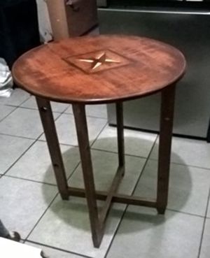 Petite table