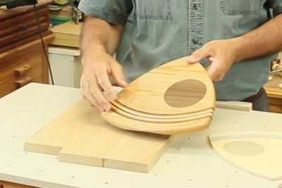 Découpage pour le formage des languette de bois