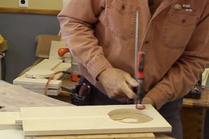 Assemblage du guide de ronds