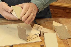 Fabrication de blocs à poncer