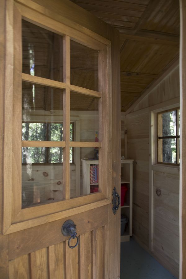 Entrée de la cabane