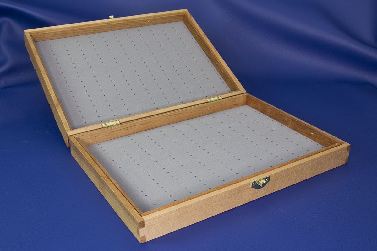 Grand coffret à mouches - ouvert