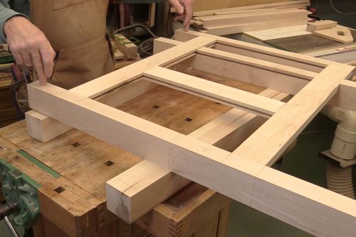 Assemblage à sec des côtés