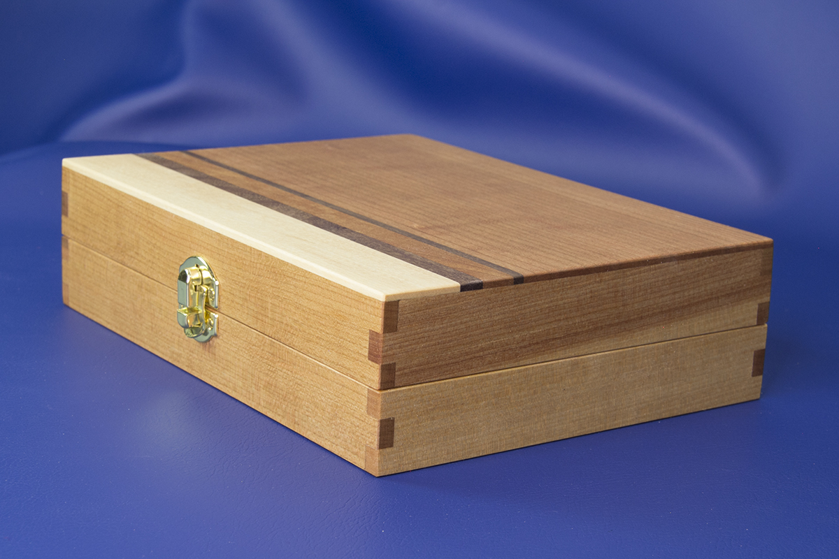 Moyen coffret à mouches - Détail