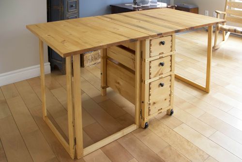 Dessus de table collé tout simplement