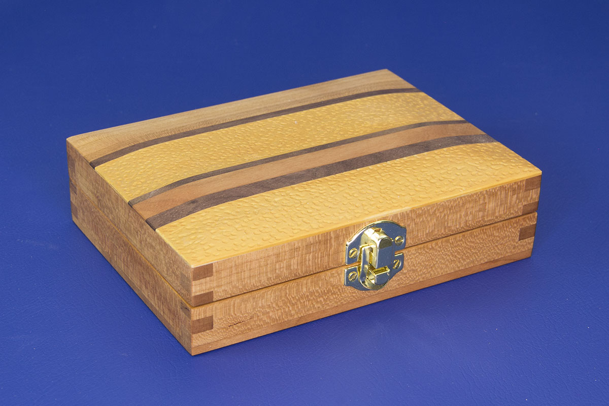 Petit coffret à mouches