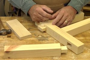 Assemblages rustiques à tenons et mortaises